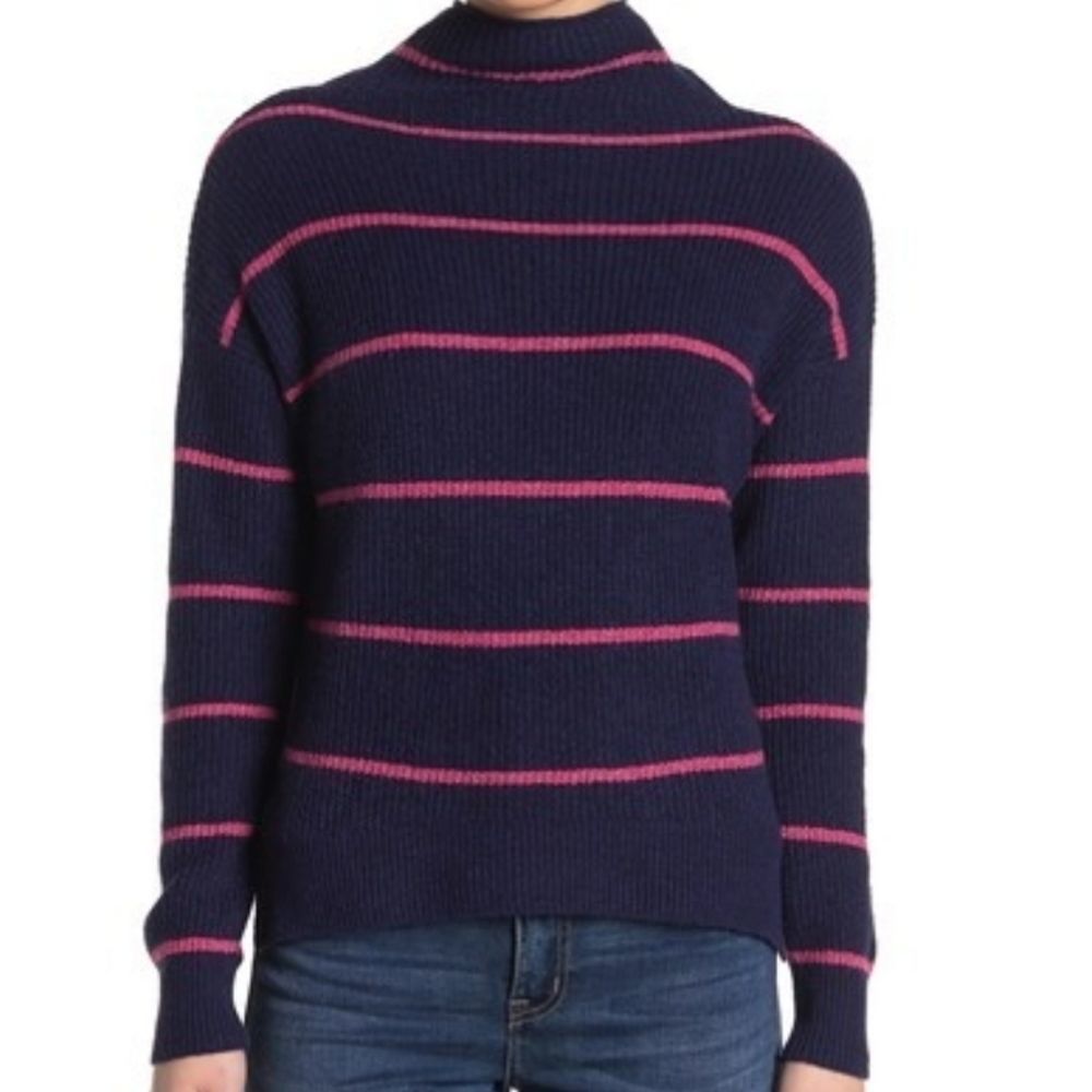 Abound sweater navy/ pink sz XL